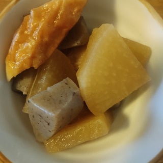 大根とちくわとこんにゃくの煮物